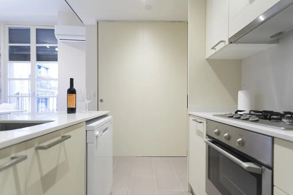 Bravissimo Cort Reial-2B Apartment Girona Spain