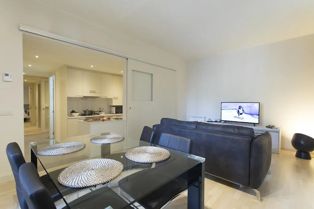 Bravissimo Cort Reial-2B Apartment Girona