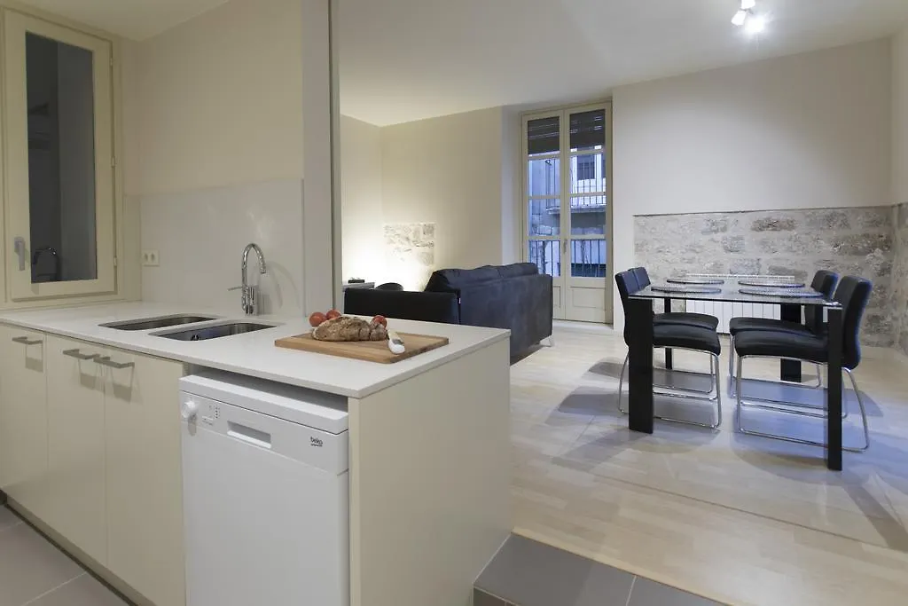 Bravissimo Cort Reial-2B Apartment Girona