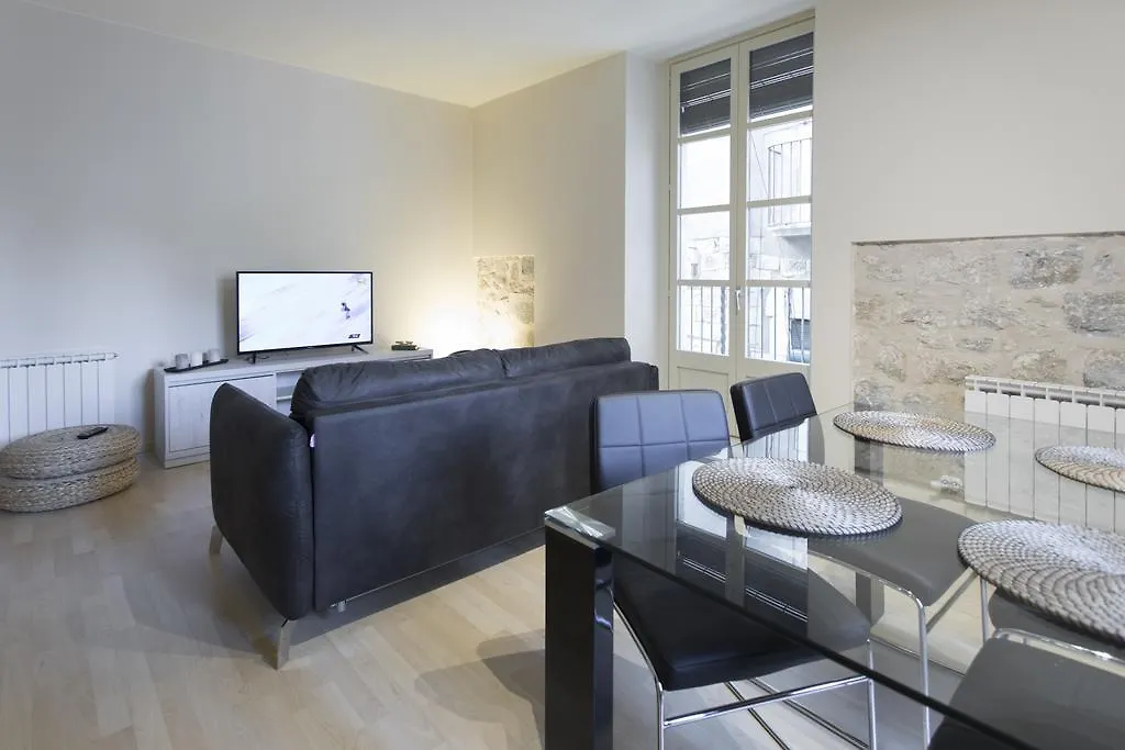 Bravissimo Cort Reial-2B Apartment Girona 0*,  Spain