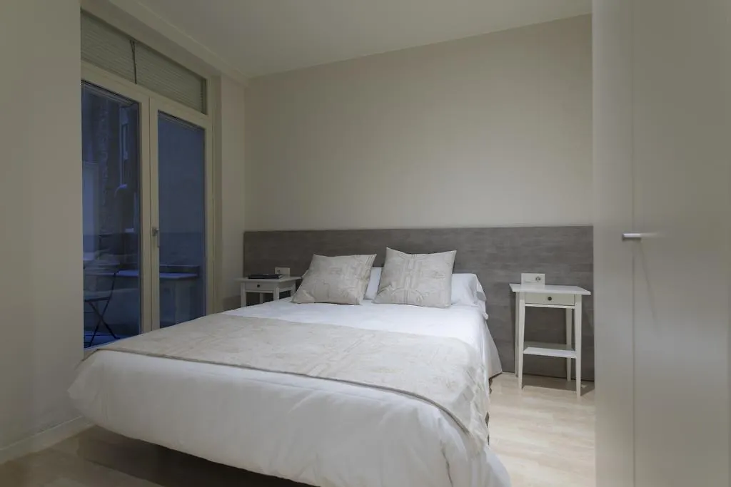 Bravissimo Cort Reial-2B Apartment Girona 0*,